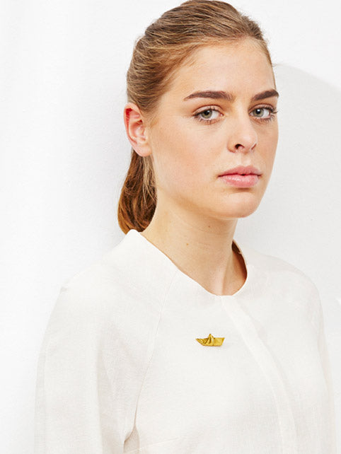 Brooch origami